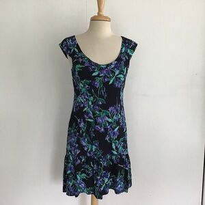 Ann Taylor cap sleeve,Scoop  Neck 90’s Y2k  Back Zip hook Stretch Floral Print 6